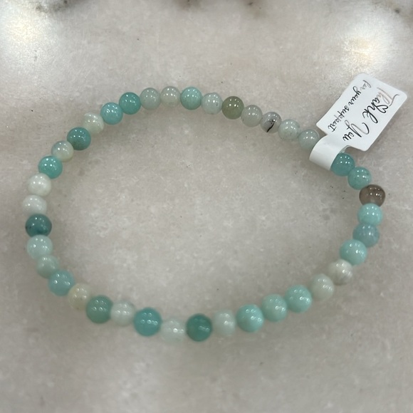 Amazonite 4mm Round Beaded Stretch Bracelet - Picture 8 of 8